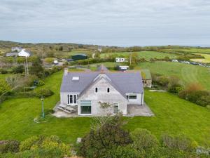 Allt Y Graig - Spacious Countryside Location