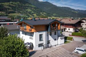 Lennis Apartments by we rent