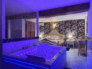 Maisons de vacances Gite Princesse Chateau du Pre Neuf : photos des chambres