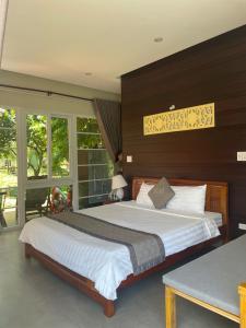 B&H Villa - Villa has swimming pool