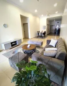 AA Homestay Bandar Mahkota Banting - Sungei Manggis