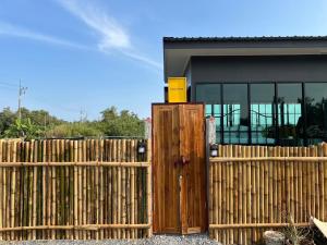 CozyHome Private Villa in นครศรีธรรมราช