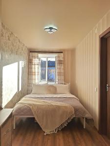 Двокімнатна квартира навпроти Театру Гоголя у центрі Полтави Мережа AlexApartments Документи для відряджень Безконтактне заселення цілодобо?