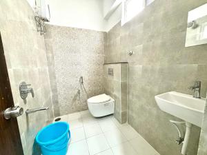 3 Bees Service Apartments