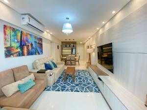 Jurere Perfeição em cada Detalhe com Linda Piscina