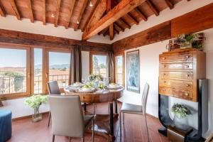 Horizon Panoramic penthouse with elevator in Lucca