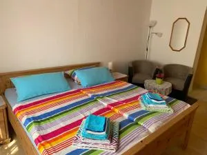 Haus-Born-Simon - Lieg