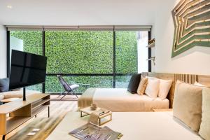 M217 Polanco by Zen Living