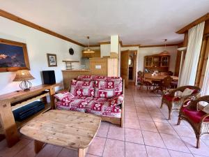 Appartement ski aux pieds, 2 chambres, terrasse et parking couvert - La Clusaz - FR-1-459-49