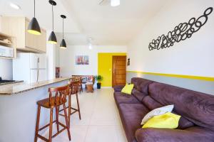 Apto CONFORTÁVEL, com churrasqueira, Ar Condicionado e piscina, no Itaguá em Ubatuba, RECANTO 26