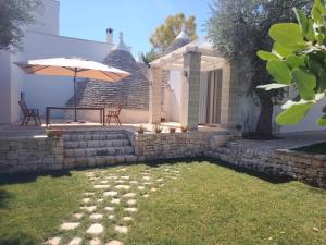 Trulli sullAia San Michele