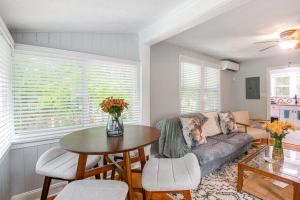 Jacksonville Apartment with Private Patio Near NAS!