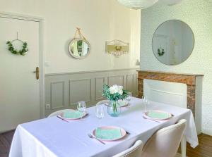 Appartements Le Jardin Des Delices charming house in Troyes : photos des chambres