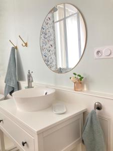 Appartements Le Jardin Des Delices charming house in Troyes : photos des chambres