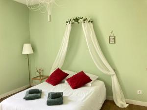 Appartements Le Jardin Des Delices charming house in Troyes : photos des chambres