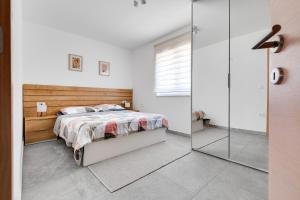 Sea Bay View apartment - Appartement avec piscine et magnifique vue sur mer