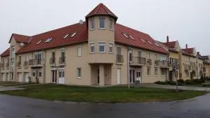 Éva Apartman - Botykapeterd