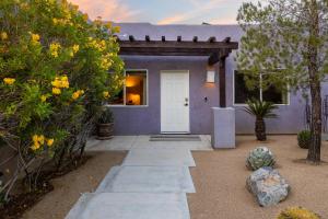 Only Inn Palm Springs by ACME House Company