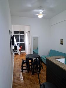 Lev Apartments - Apto Copacabana Posto 2 - 300m da praia