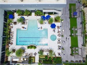 Luxe Penthouse Waterfront Loft