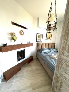 Spectacular river view apartment