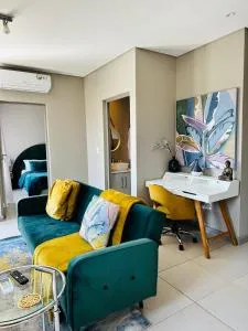 Centurion Marnard Luxury Apt - Lyttelton