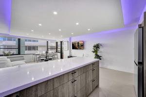 Amazing 3 bedrooms 3 bathrooms Beach Resort 1518