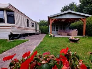 Familychalet De Schaapskooi, 6-persons, big private garden, dogs aloud - Gerkesklooster
