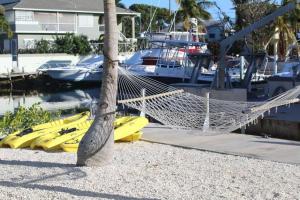 Ocean Shores Villa 2 in Key Largo with pool and boat slip