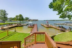 Lakefront Dadeville Villa with Deck and Private Dock! - Jacksons Gap