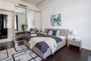 DeLuxe & Cozy Wesselenyi Dream Home next to the Synagogue