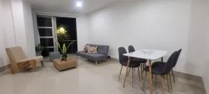 Excelente Apartamento Duplex - Sahagún