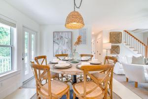 < 6 Mi to Nags Head: Manteo Beach House