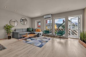 ARCTIC HOMES - Premium Plaza