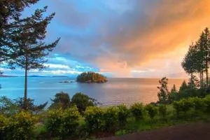 Beaver Beach Vacation Home - Egmont