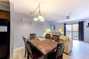 HH Beach & Tennis 10A