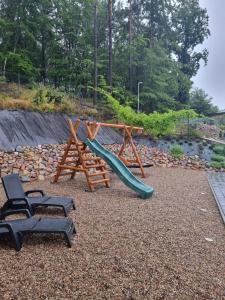 Domek letniskowy piętrowy na Kaszubach jezioro Ostrów Mausz