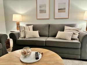 Cozy Beach Condo in Complex