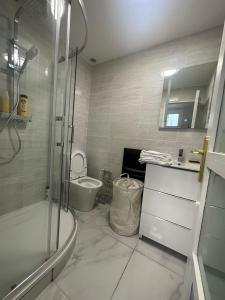 Appartement Calme Moderne proche de disneyland WIFI & Café gratuit & Arrivée Autonome