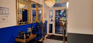 Hotels hotel- restaurant le Saint Quentin : photos des chambres