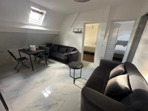 Appartements Appartement Calme Moderne proche de disneyland WIFI & Cafe gratuit & Arrivee Autonome : photos des chambres