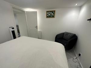 Appartements Appartement Calme Moderne proche de disneyland WIFI & Cafe gratuit & Arrivee Autonome : photos des chambres
