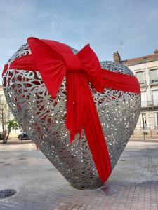 Appartements Le Jardin Des Delices charming house in Troyes : photos des chambres