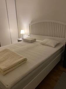 Lägenhet med sjöutsikt