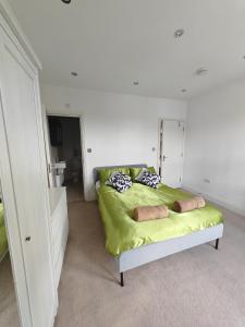 Spacious 3 bedroom in London