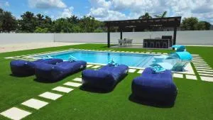 Sunny Oasis with private pool - 佛罗里达市