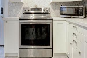 Niagara Falls-Toronto-45 Min Drive- 26 OOOO75-Max 8