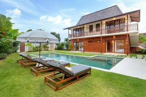 Villa Aloui by Villa Finder - 4hvězdičkové hotely ve městě Kerobokan