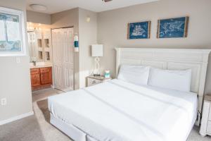 Terrace at Pelican Beach