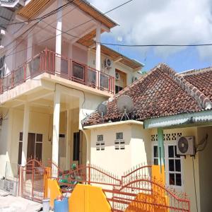 Wisma Pinggir Mitra RedDoorz